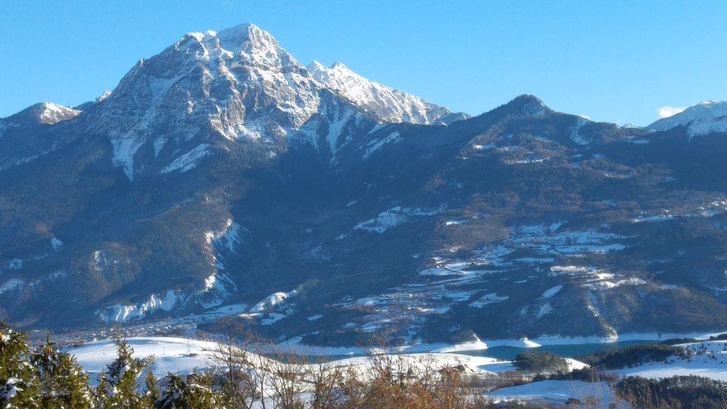 Hotel Les Roches Fleuries Prunières Esterno foto